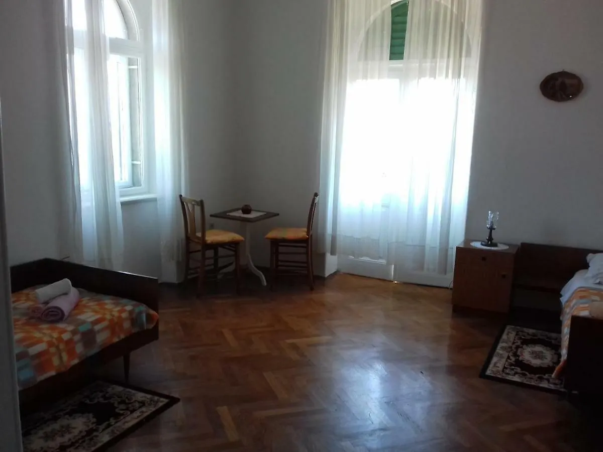 Apartment Villa Elbe Lovran